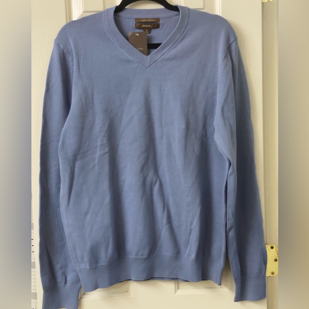 Merona Men’s Blue V-Neck Sweater Size Large. NWT